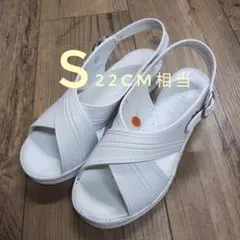 ホワイト クロスストラップ ナースサンダル S
