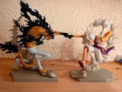 ONE PIECE ロブ・ルッチ モンキー・D・ルフィ フィギュア