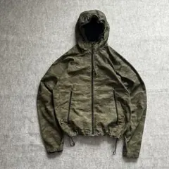 Item thumbnail for item 459729db-46d6-44e6-bef5-5cba9c0028dd