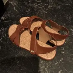 NUOVO　茶色サンダル　Lサイズ（24.5）