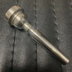 Item thumbnail for item 2e63fa01-4ef0-41d9-9f19-8d76f2d2fa03