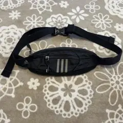adidas アディダス　ウエストポーチ　ランニング