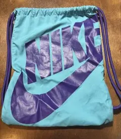 NIKE ドローストリングバッグ アクアブルー/パープル