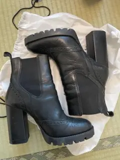 ZARA woman サイドゴアブーツ