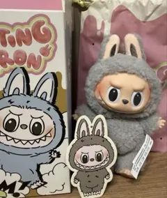 【POP MART】 Exciting Macaron sesame bean