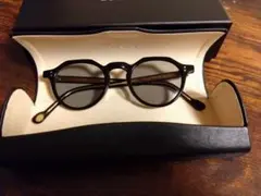 eyevan サングラス