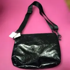 新品 高級感 Té chichi TERRASSE レザーショルダー ブラックのサムネイル