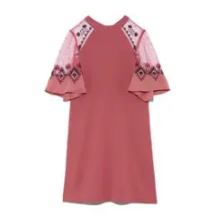 【中古・美品】LILY BROWN（リリーブラウン）ワンピ結婚式、パーティーなど