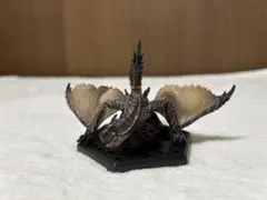 モンスターハンター　フィギュア　ティガレックス亜種