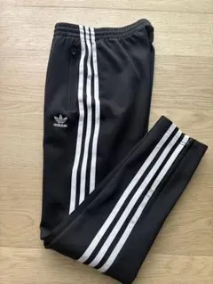 adidas トラックパンツSサイズ