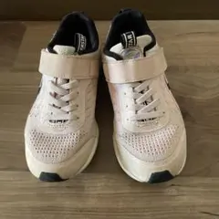 Item thumbnail for item 18bdf443-bc17-467f-9672-dcf15d8b9eeb