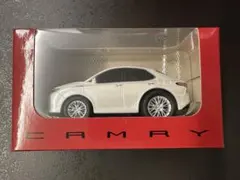 トヨタ カムリ プルバックカー ホワイト
