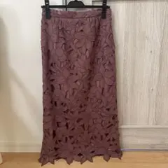 ジャスグリッティーのレースタイトスカート