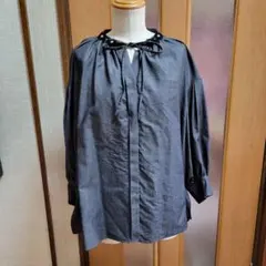 インゲボルグ ブラウス