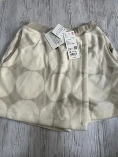 新品未使用　ユニクロ　マリメッココラボ フリースミニスコート ホワイトグレーA