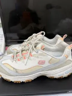 SKECHERS スニーカー ホワイト オレンジのサムネイル