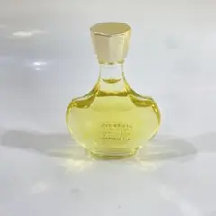 エスカーダ ジャルダン ソレイユ オードトワレ 香水 4ml - メルカリ