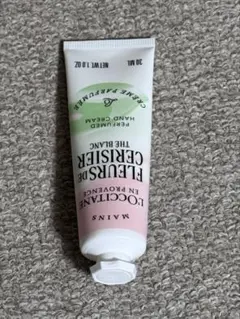 テ・ブラン サクラ パフュームド ハンドクリーム