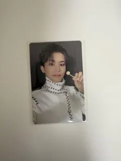 TREASURE ジョンウ　Rebootトレカ