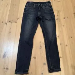 インディゴ　ダークブルー　スキニーデニム