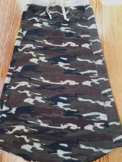 迷彩柄　裏起毛ロングスリットスカート