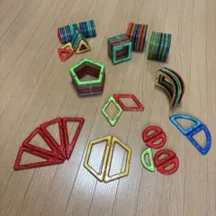 マグフォーマー互換性　磁石連結ブロック 知育玩具 大量セット　87個のサムネイル