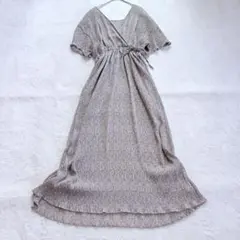 【美品】kastane 半袖シフォン楊柳花柄カシュクールワンピースのサムネイル