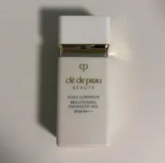 クレドポーボーテ　ヴォワールルミヌ　下地