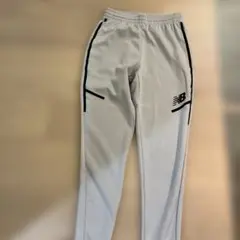 New Balance グレー ジャージパンツs