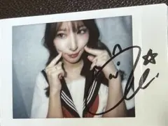 2025年最新】直筆サイン入りポラロイド写真の人気アイテム