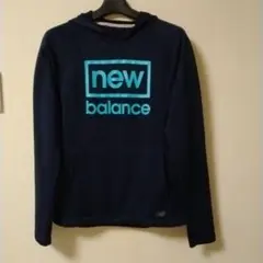 new balanceレディース ネイビー 裏起毛パーカー