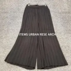 【アイテムズアーバンリサーチ】プリーツイージーニット パンツ グレー