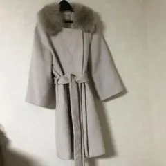 襟ファー付きロングコート　アプワイザーリッシェ同型