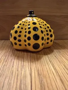 廃盤・草間彌生 かぼちゃ パンプキン ペーパーウェイト YAYOI KUSAMA