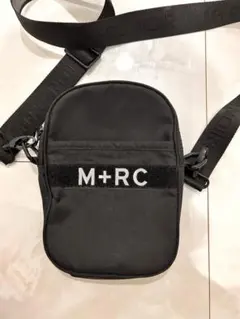 Mrs GREEN APPLE ショルダーバッグ ブラック - メルカリ