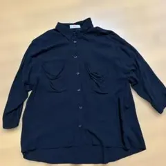 黒五分袖シャツ