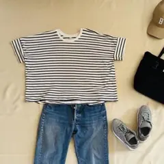 【UNIQLO】ボーダー半袖Tシャツ、白/黒ストライプ