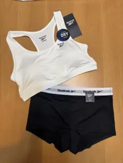 【下着2点セット⭐︎Reebok⭐︎Ｌ⭐︎スポーツブラ⭐︎】白黒