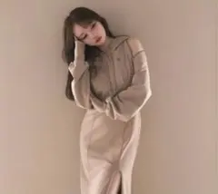 2026年最新】andmary カミラスリットドレスの人気アイテム - メルカリ