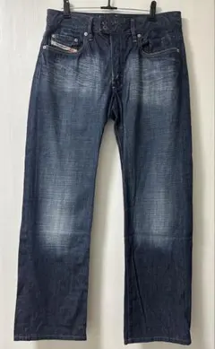 Item thumbnail for item d9bef5b8-8376-480a-8cab-14978ba6ceda