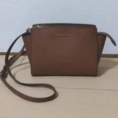 Item thumbnail for item 6adc7b18-3f5b-48d6-9f91-486a45699d78