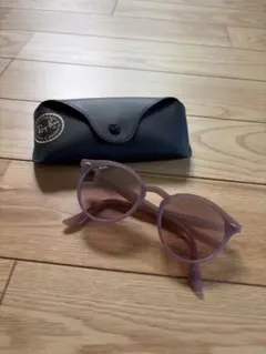 Ray-Ban ピンク ラウンド型サングラス ケース付き