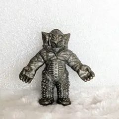 ウルトラ怪獣消しゴム マグマ星人（グリーンメタリック）ポピー 希少