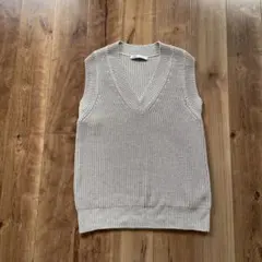 【ZARA】極美品　ニットベスト　S