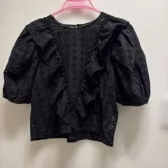 LOWRYS FARM 刺繍レースブラウス 半袖 ブラック Fのサムネイル