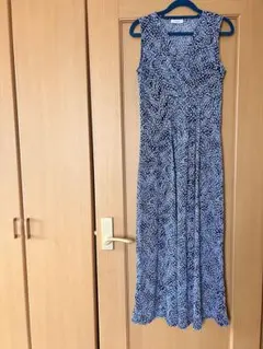 EGERIE ロングワンピース　ノースリーブのマキシ丈のサムネイル
