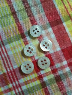 ボタン 5個 COMME CA BOYS ホワイト系