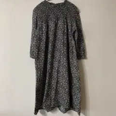 レディース しまむら ロングワンピース 花柄　フラワープリント 黒×パープルL