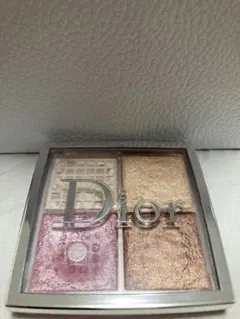 Dior バックステージ フェイスグロウパレット 001