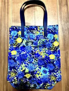 PRADA 花柄トートバッグ